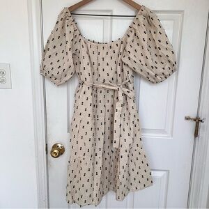 Elegant Cream Puff Sleeve Dress